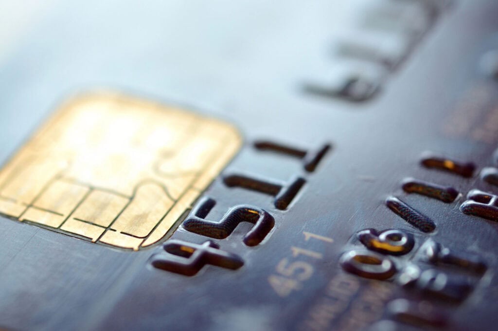 What Are the Advantages of Using a Business Credit Card for Online Advertising Expenses?